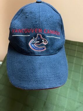 NHL Vancouver Canucks hat
